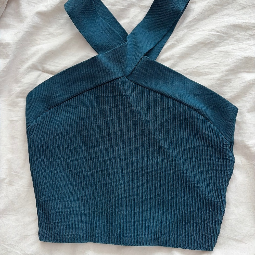 Babaton Ribbed Cross-Back Crop Top